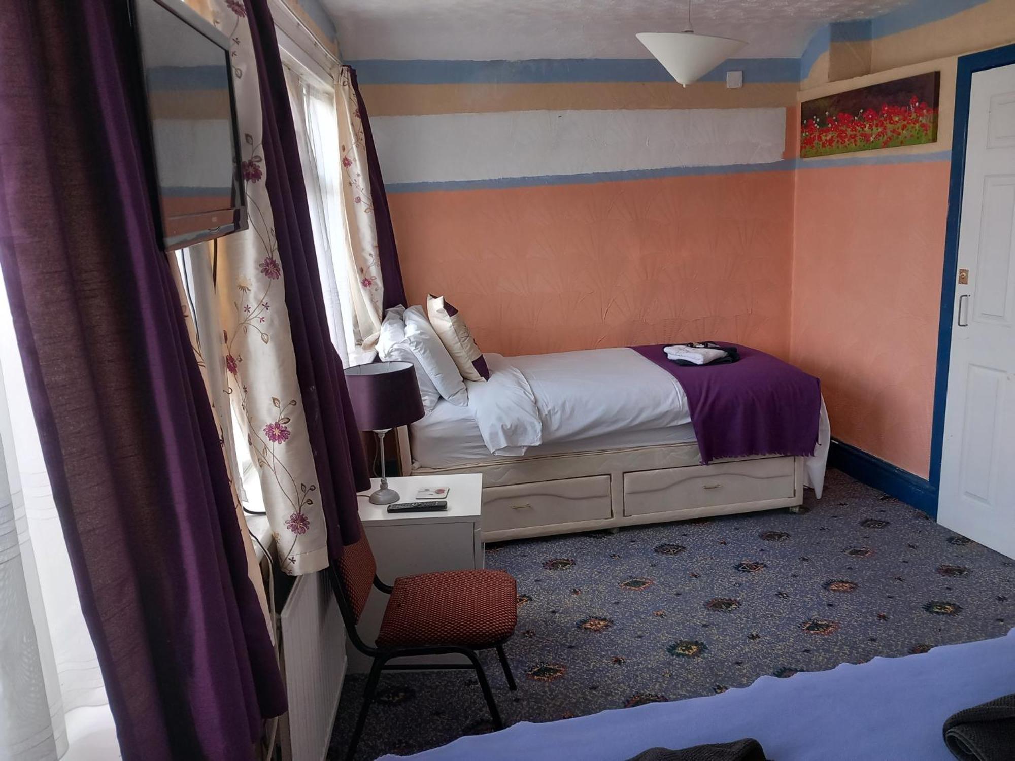 My Adam Hotel Blackpool Esterno foto