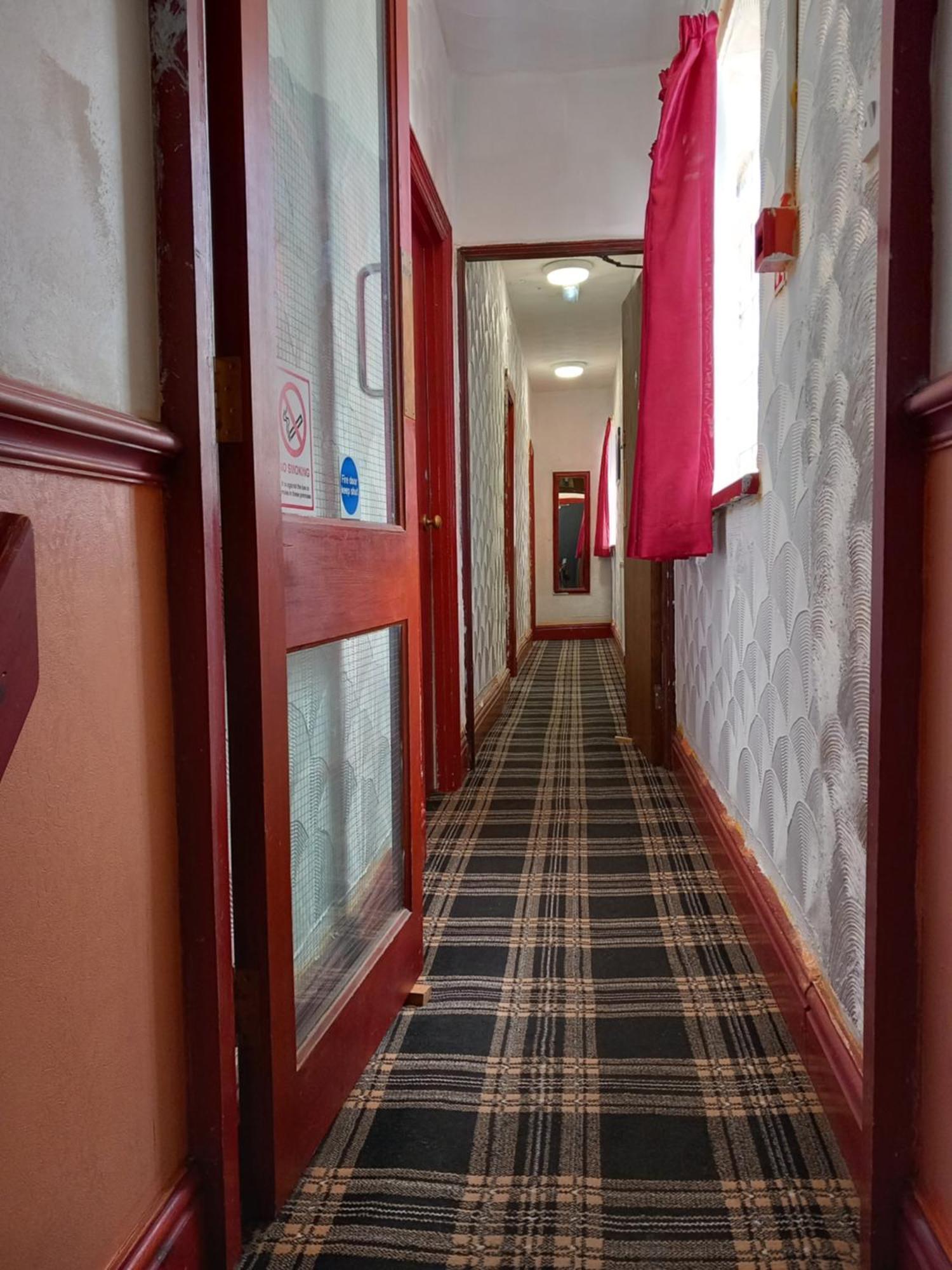 My Adam Hotel Blackpool Esterno foto