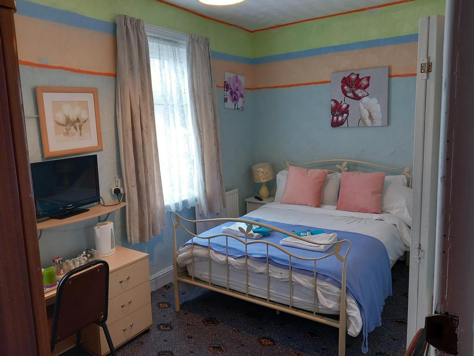 My Adam Hotel Blackpool Esterno foto