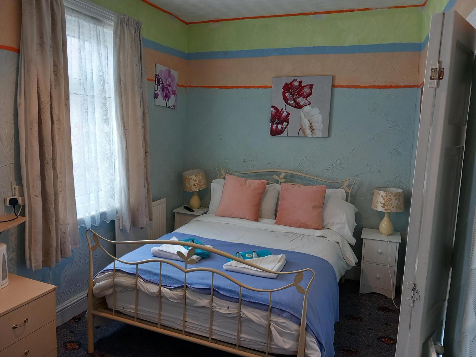 My Adam Hotel Blackpool Esterno foto